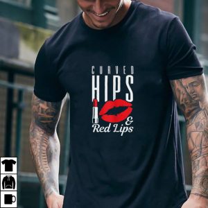 Womens Curved Hips & Red Lips Makeup Lover Curvy Beauty Gift T Shirt